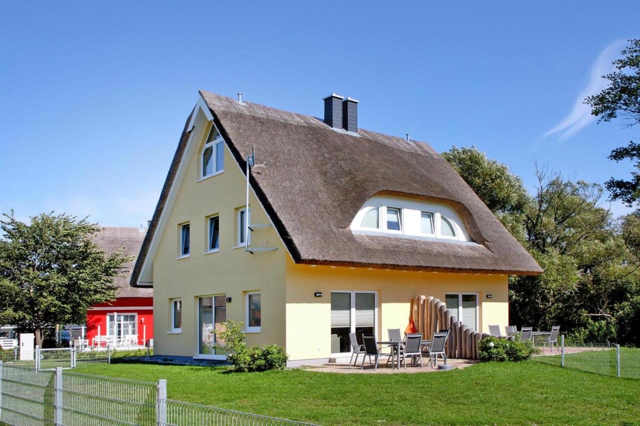 Reetdachhaus Lotte Mit Sauna Und Kaminofen Am Yachthafen In Vieregge Εξωτερικό φωτογραφία